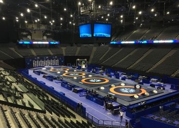 Les Mondiaux de lutte débutent à Paris