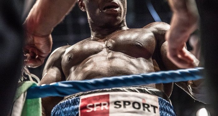 Kevin Kuadjovi : « Un bon boxeur ne peut pas être bête »