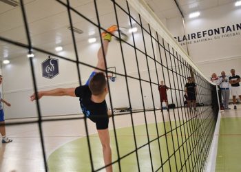 Tennis Ballon : Les Bleus en stage à Clairefontaine