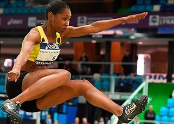 Championnats de France en salle : Une Lesueur-Aymonin record