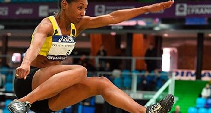 Championnats de France en salle : Une Lesueur-Aymonin record