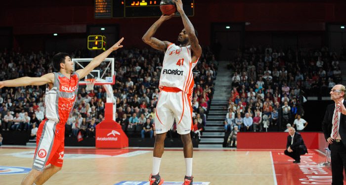 Pro A : John Flowers signe à Châlons-Reims