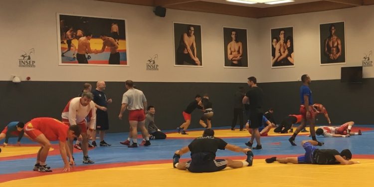 La lutte se développe en universitaire