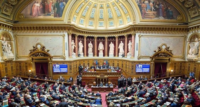 Le Sénat adopte une résolution sur les normes sportives