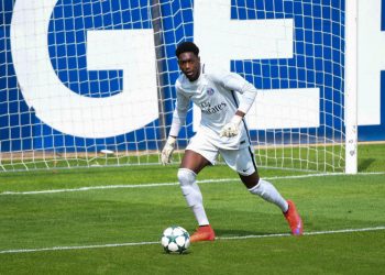 Garissone Innocent passe professionnel au Paris Saint-Germain