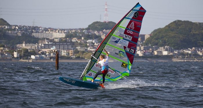 Delphine Cousin Questel : « On peut vivre du windsurf »