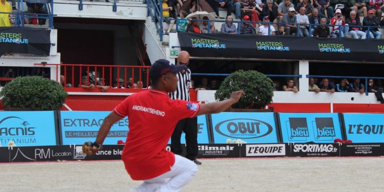 Masters de Pétanque 2018 : Sarrio écarte Loy