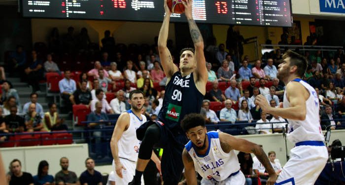 Tournoi de Paris : L’équipe de France de basket intraitable