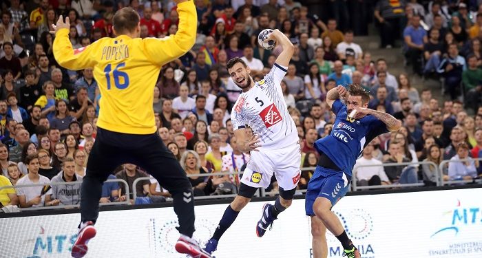 Euro Handball 2020 : La France se défait de la Roumanie