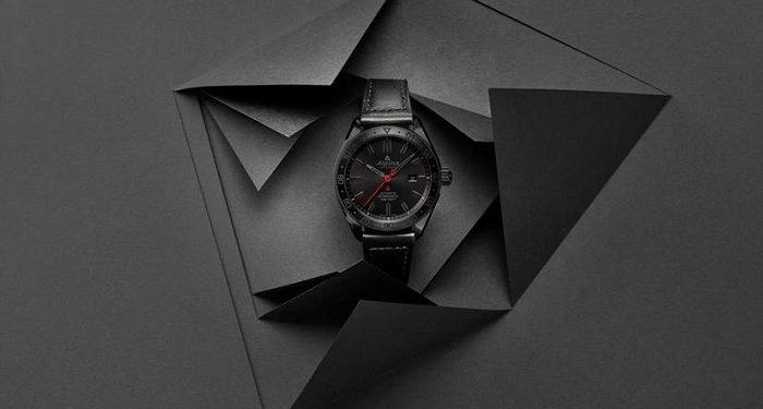 Les montres Alpiner 4 et Startimer Pilot se parent de noir