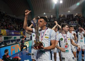 Tours remporte la Coupe de France de volley
