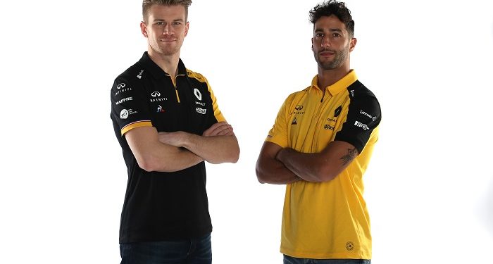 Le coq sportif habille Renault F1 Team