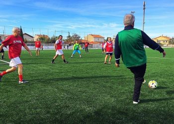 « Le walking football séduit les seniors ! »