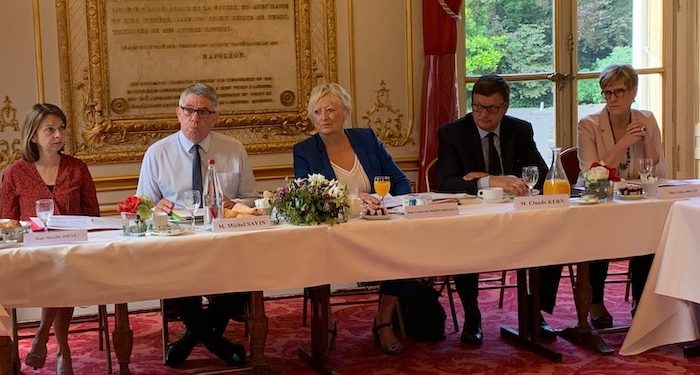 Le Sénat interpelle la ministre des Sports au sujet des CTS