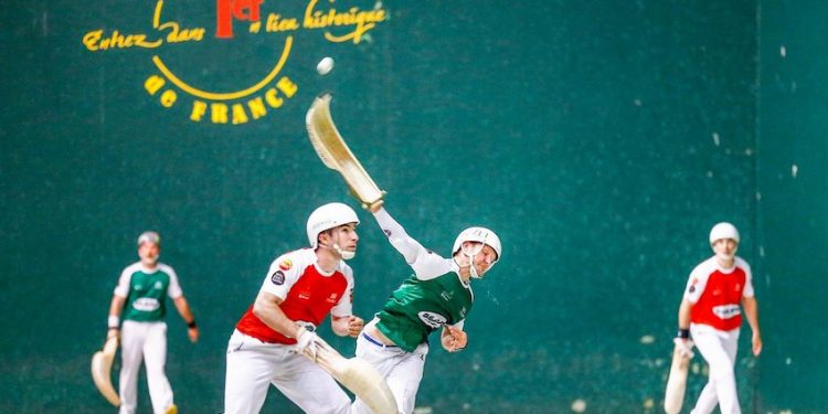 La pelote basque toujours rapide