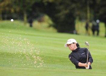 Evian bien installé sur le green