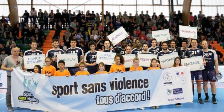 Des moyens pour bannir la violence dans le sport