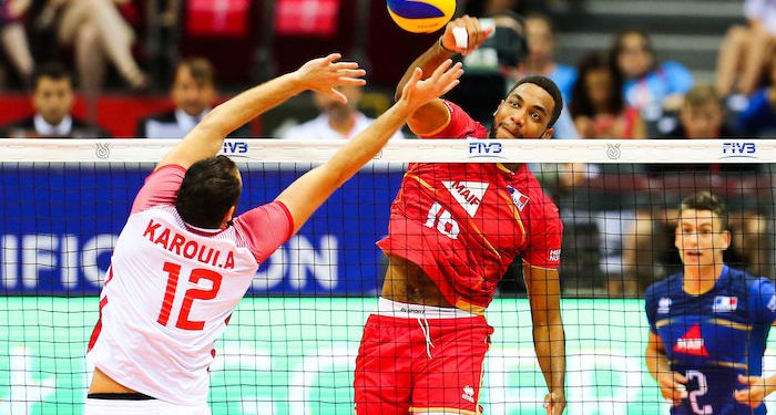 Tokyo 2020 s’éloigne pour les volleyeurs français