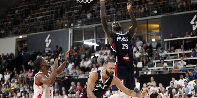 La France bat le Monténégro en préparation à la Coupe du monde