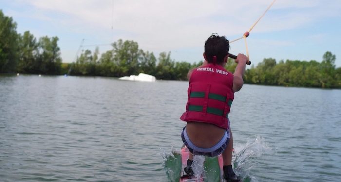 Sports de plein air : téléski nautique en Bourgogne
