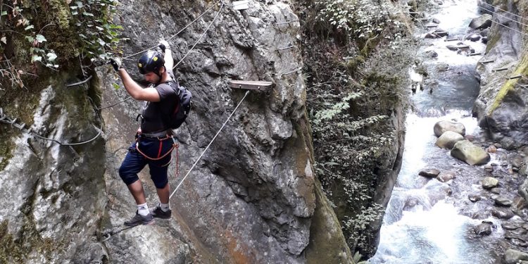 Via ferrata, traversées historiques