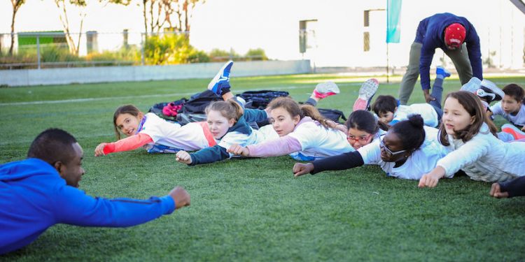 Les baisses dissimulées du soutien aux associations