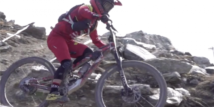 Isabeau Courdurier, championne du monde de VTT enduro