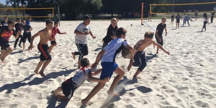 Journée scolaire multisports à la base nautique de Brognard