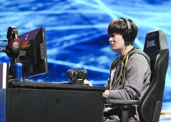 Le LOSC s’associe à la Team MCES pour sa section eSports