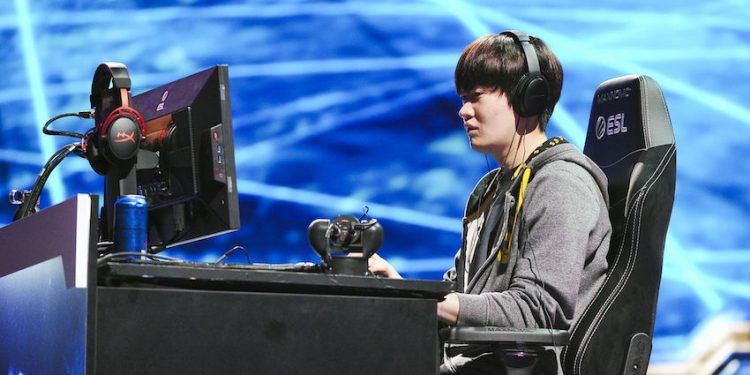 Le LOSC s’associe à la Team MCES pour sa section eSports