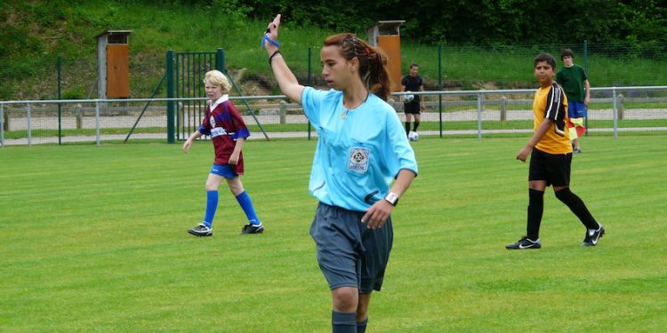 Des arbitres en herbe au collège Simone-Veil de Montpellier