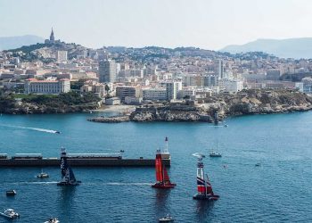 Un équipage malvoyant pour un record à la voile en Méditerranée
