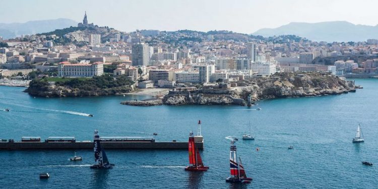 Un équipage malvoyant pour un record à la voile en Méditerranée