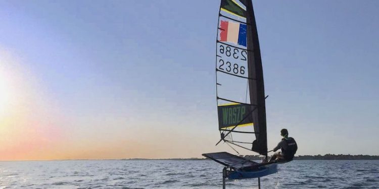 Une école de foil à la Société nautique de la Trinité-sur-Mer