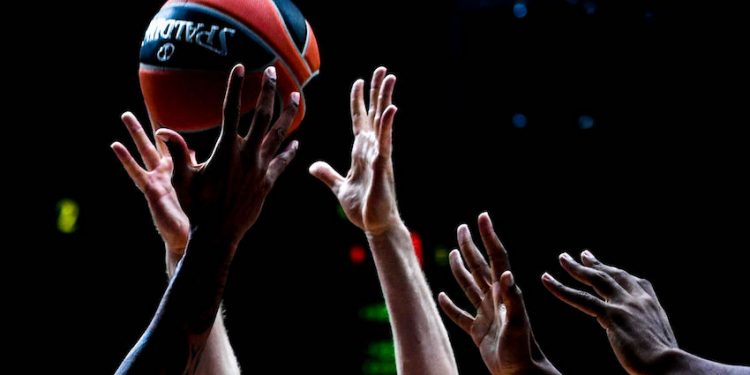 La Fédération française de BasketBall condamne des propos racistes
