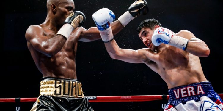 Le Championnat du Monde WBA des Lourds-Légers à Paris