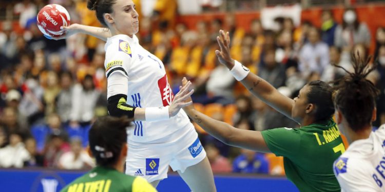 Mondial 2019 de handball : Les Bleues à égalité avec le Brésil
