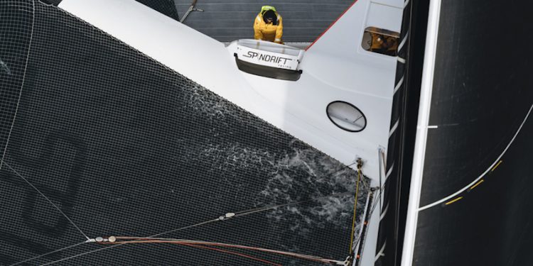 Voile : Yann Guichard s’attaque au Trophée Jules Verne