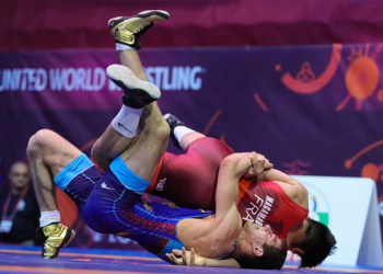 Lutte : les Bleus débutent leur quête à Nice