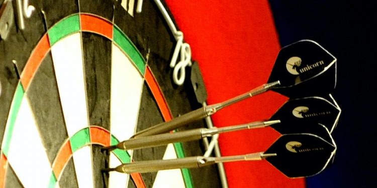 Darts – Mondiaux BDO : Thibault Tricole domine Ross Montgomery