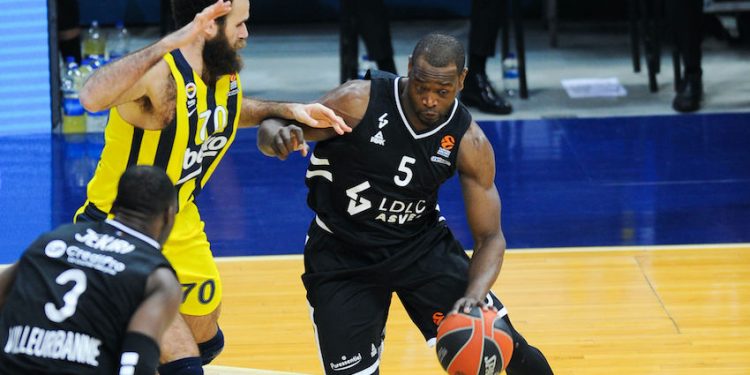 EuroLigue : les meilleurs moments de Fenerbahce – ASVEL en vidéo