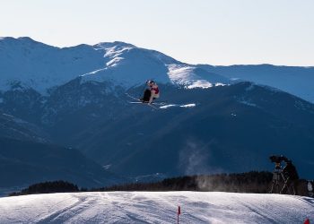 Tess Ledeux remporte la 1ere étape de Coupe de ski slopestyle