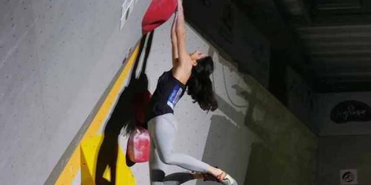 Escalade : Fanny Gibert et Manu Cornu champions de France de bloc