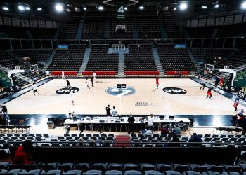 Coup d’arrêt pour les sports collectifs