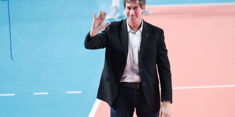 Laurent Tillie reste sélectionneur de l’équipe de France de volley