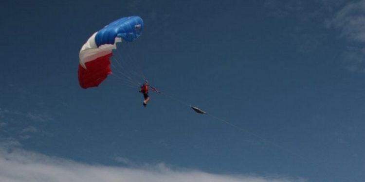 Le parachutisme en vedette à Laval