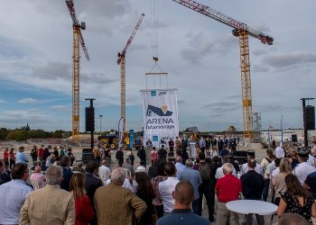 La première pierre de l’Arena Futuroscope est posée