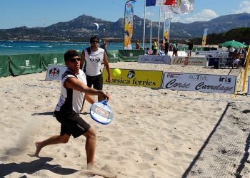 Le beach tennis en tournée dans toute la France