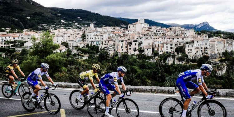 Cyclisme : Royan aux couleurs du Tour