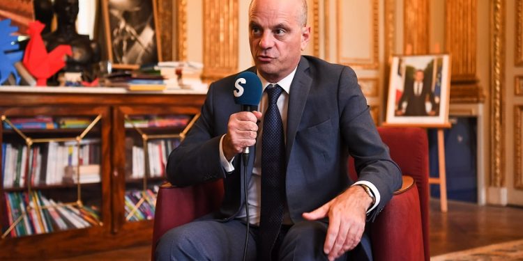 Jean-Michel Blanquer : « Nous allons continuer à aider les acteurs du sport »